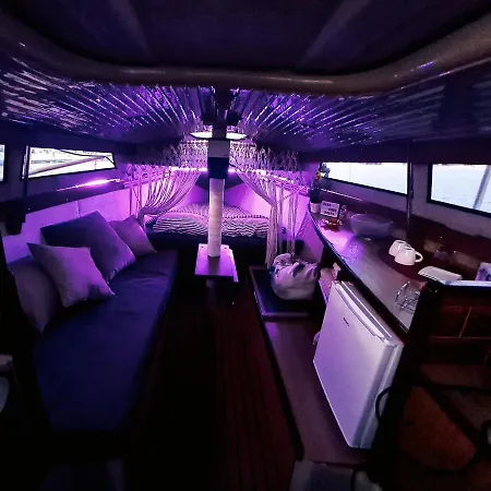 Hotel na wodzie Boat Night Keep Cool *